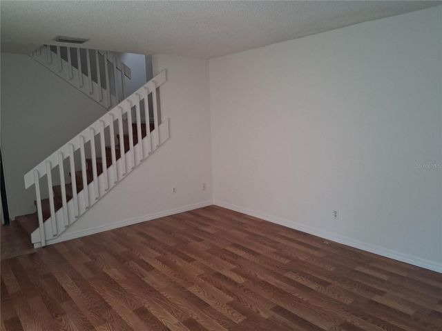 15301 W POND WOODS DRIVE 303, Tampa, FL 33618
