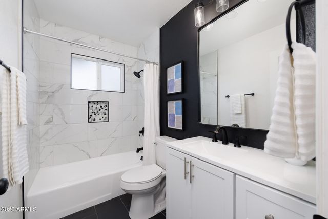 1506 E NORTHSHORE Drive, Tempe, AZ 85283