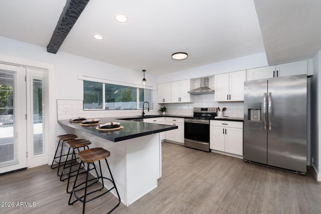 1506 E NORTHSHORE Drive, Tempe, AZ 85283