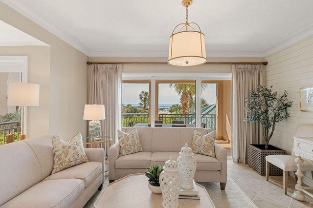 4401 Southwinds Drive 4401, Miramar Beach, FL 32550