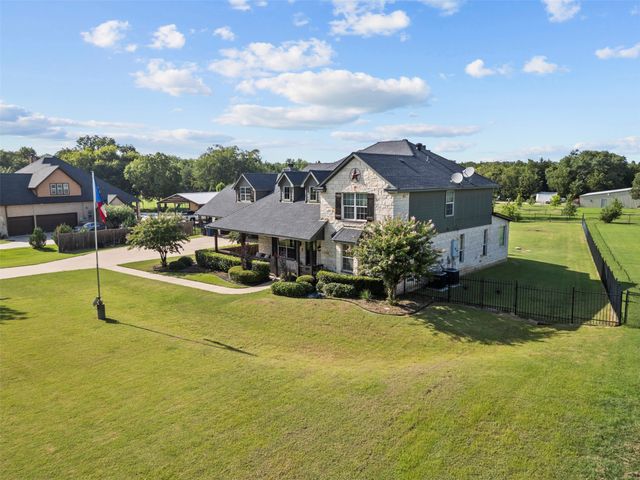 3175 Collins Road, Burleson, TX 76028