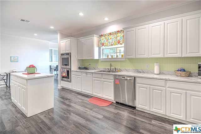 4948 Woodlawn Road, Lorena, TX 76655