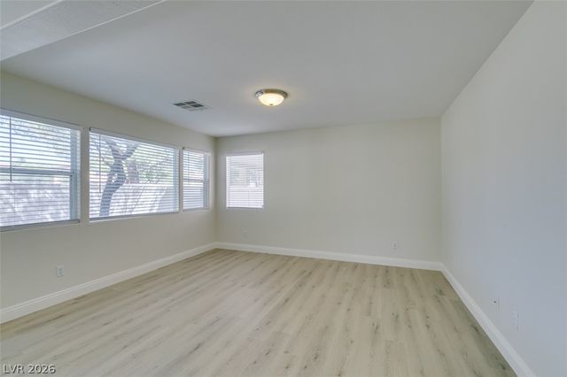 8021 Copperhead Creek Street, Las Vegas, NV 89143