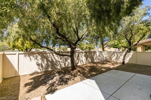 8021 Copperhead Creek Street, Las Vegas, NV 89143