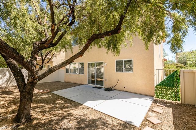 8021 Copperhead Creek Street, Las Vegas, NV 89143