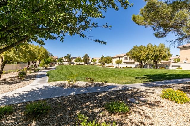 8021 Copperhead Creek Street, Las Vegas, NV 89143