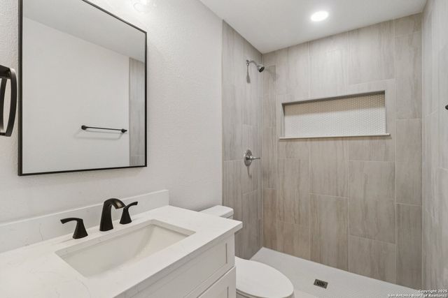 6911 Lordsport, San Antonio, TX 78239