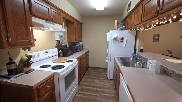 1405 E O Street, Russellville, AR 72801