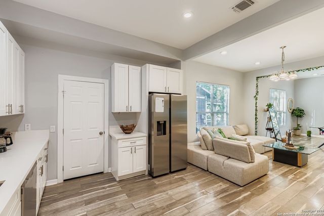 430 Hampshire Ave, San Antonio, TX 78210