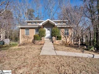 1712 Winding Way, Taylors, SC 29687