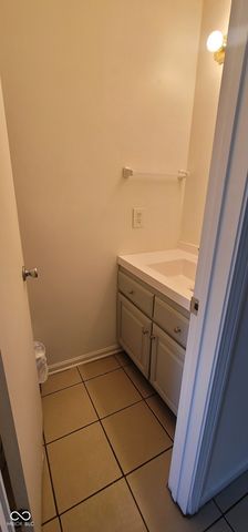 2623 Calabash Drive, Indianapolis, IN 46217