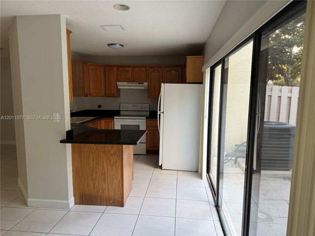 3811 Simms St 3811, Hollywood, FL 33021