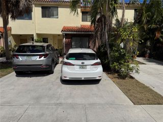 3811 Simms St 3811, Hollywood, FL 33021
