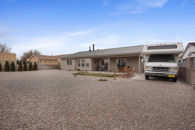 6649 Shenandoah River Court NE, Rio Rancho, NM 87144