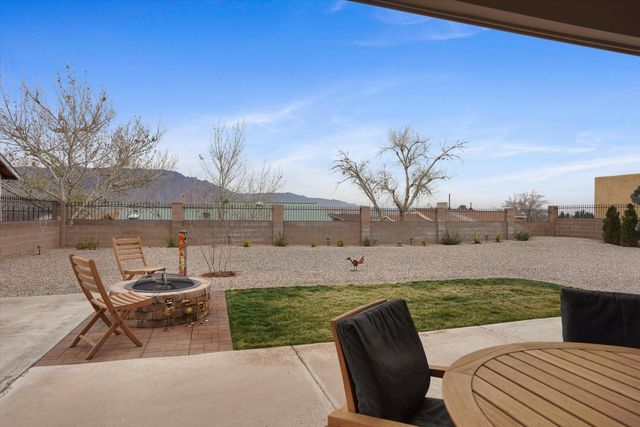 6649 Shenandoah River Court NE, Rio Rancho, NM 87144