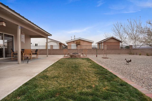 6649 Shenandoah River Court NE, Rio Rancho, NM 87144