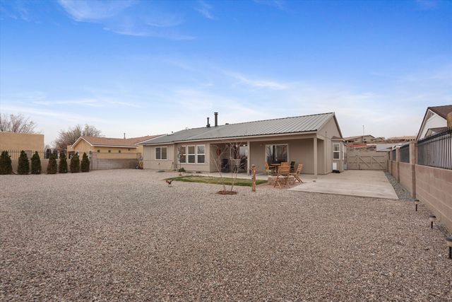 6649 Shenandoah River Court NE, Rio Rancho, NM 87144