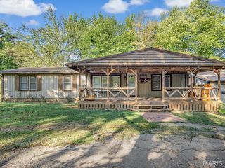 1741 Iris Street, Chester, IL 62233