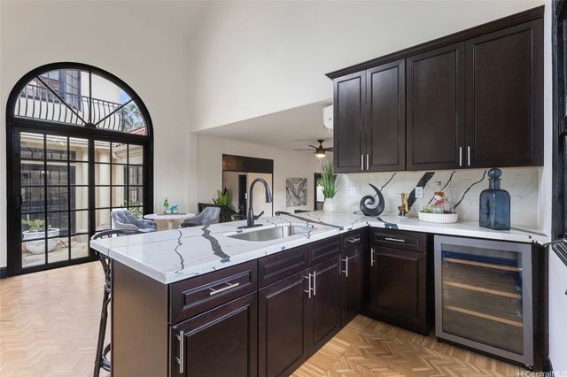 4363 Kilauea Avenue, Honolulu, HI 96821