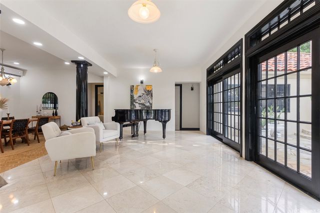 4363 Kilauea Avenue, Honolulu, HI 96821