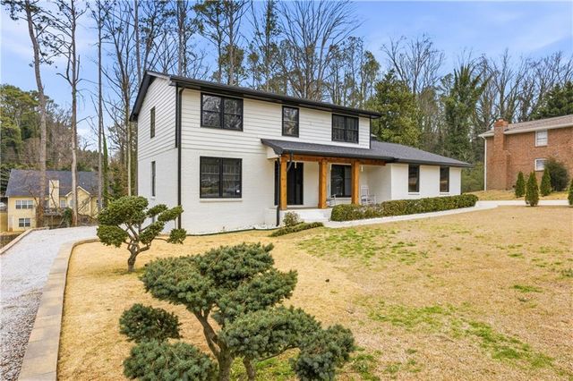 552 Cesarea NW Place, Lilburn, GA 30047