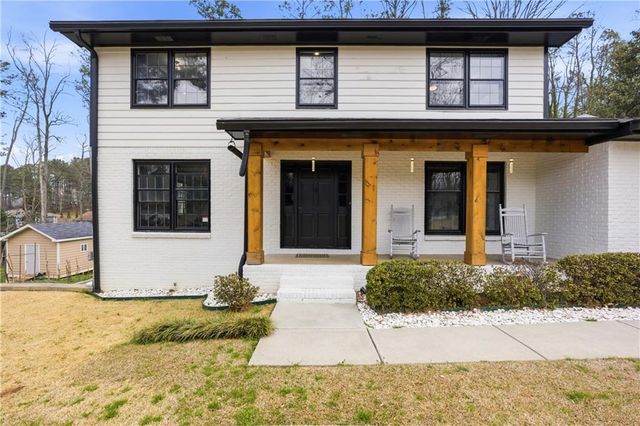 552 Cesarea NW Place, Lilburn, GA 30047