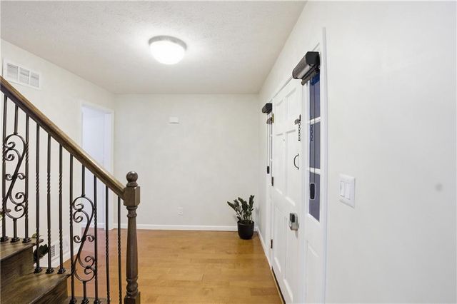 552 Cesarea NW Place, Lilburn, GA 30047