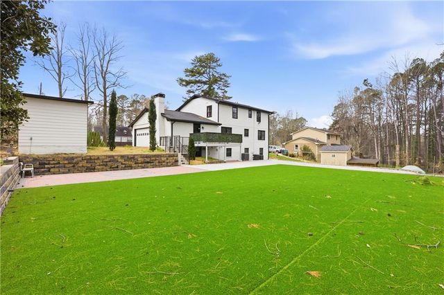 552 Cesarea NW Place, Lilburn, GA 30047