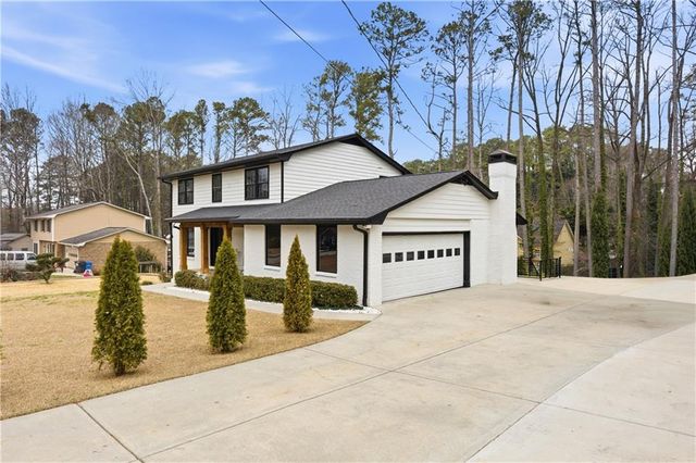 552 Cesarea NW Place, Lilburn, GA 30047