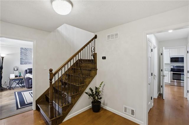 552 Cesarea NW Place, Lilburn, GA 30047