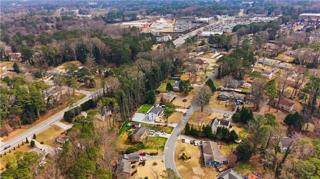 552 Cesarea NW Place, Lilburn, GA 30047