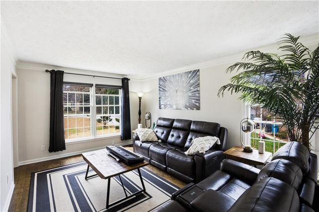 552 Cesarea NW Place, Lilburn, GA 30047