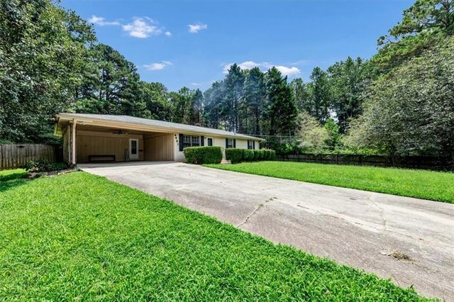 4481 Floyd Drive SW, Mableton, GA 30126