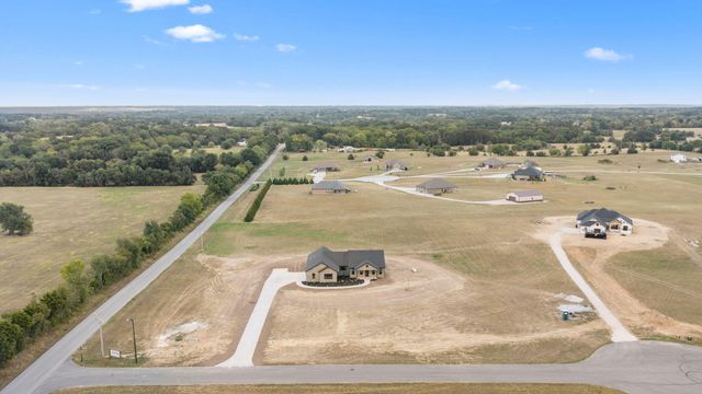 118 Country Corner Drive Street, Clever, MO 65631