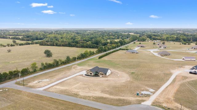 118 Country Corner Drive Street, Clever, MO 65631