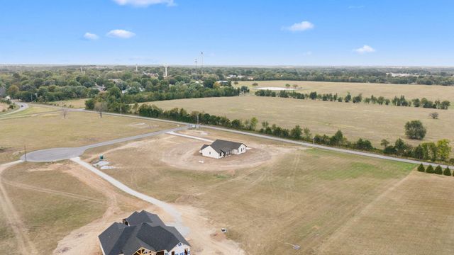 118 Country Corner Drive Street, Clever, MO 65631