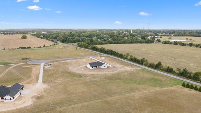118 Country Corner Drive Street, Clever, MO 65631