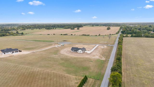 118 Country Corner Drive Street, Clever, MO 65631
