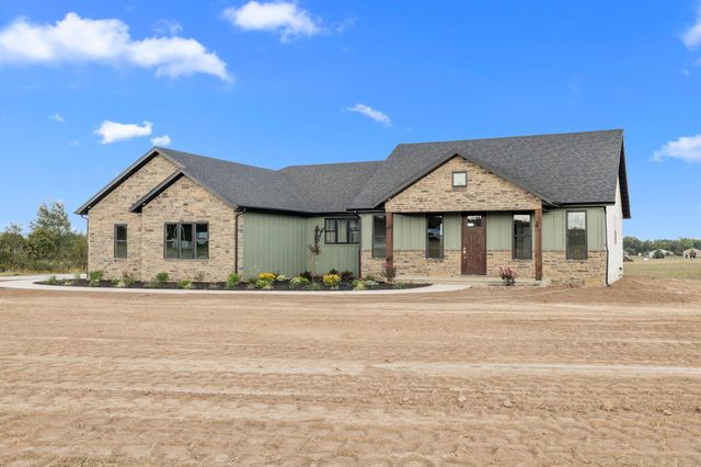 118 Country Corner Drive Street, Clever, MO 65631