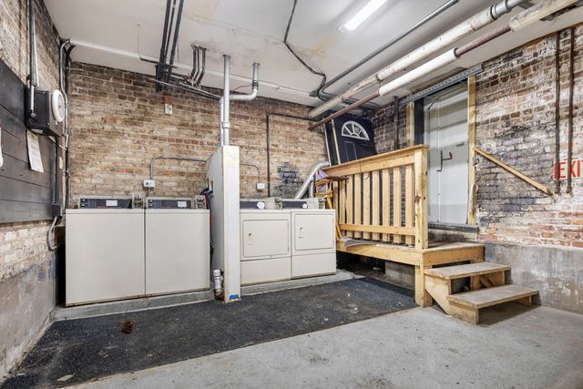 5501 W Quincy Street, Chicago, IL 60644