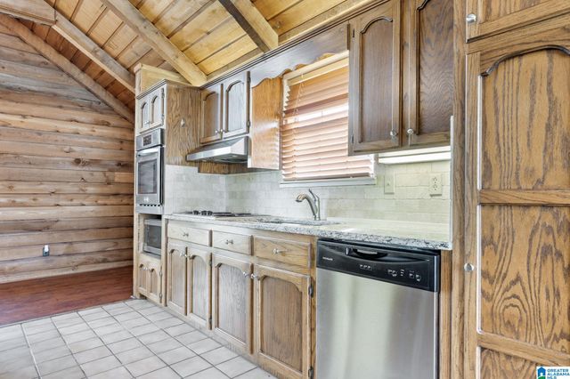 221 CRESTSIDE CIRCLE, Bessemer, AL 35022