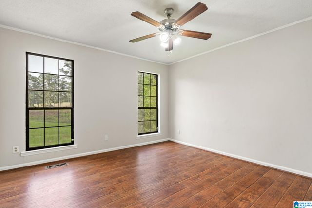221 CRESTSIDE CIRCLE, Bessemer, AL 35022