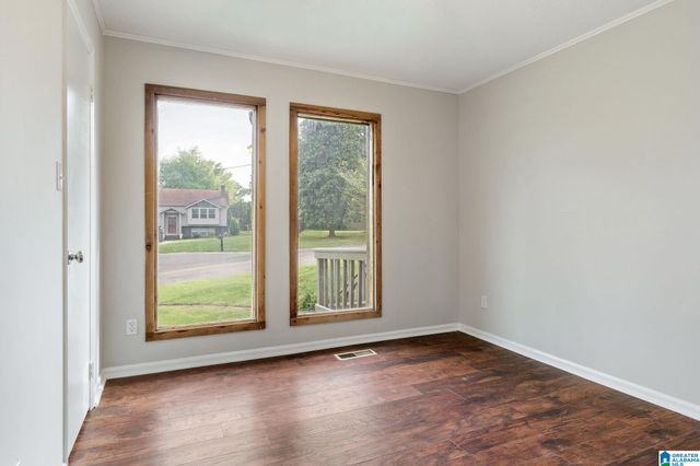 221 CRESTSIDE CIRCLE, Bessemer, AL 35022