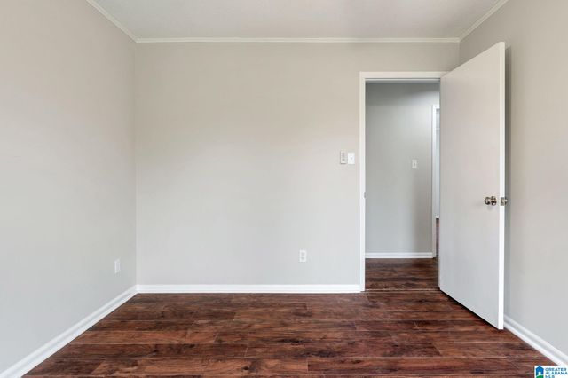221 CRESTSIDE CIRCLE, Bessemer, AL 35022
