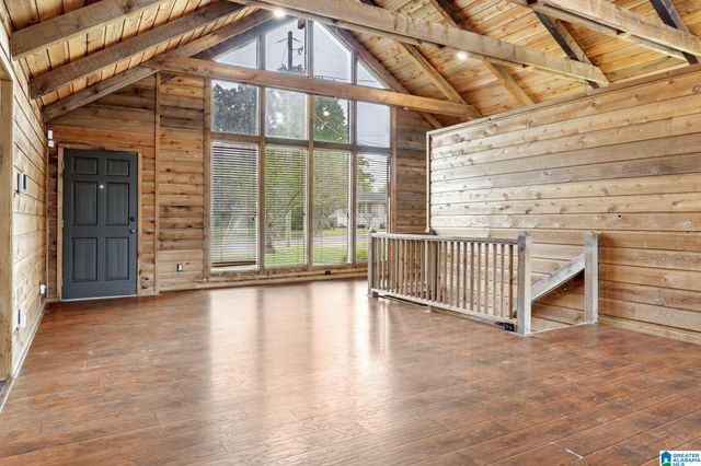221 CRESTSIDE CIRCLE, Bessemer, AL 35022