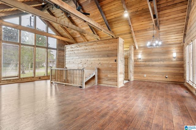 221 CRESTSIDE CIRCLE, Bessemer, AL 35022