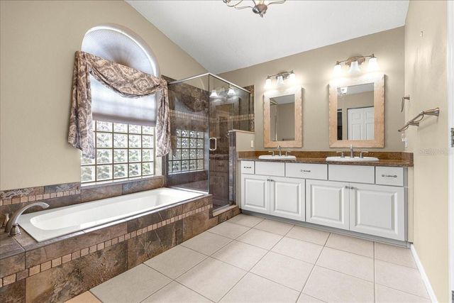 2003 NW 50TH CIRCLE, Ocala, FL 34482