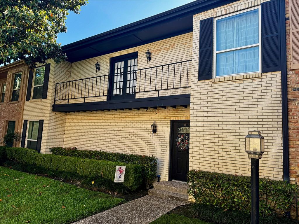 2323 Augusta Drive 43, Houston, TX 77057