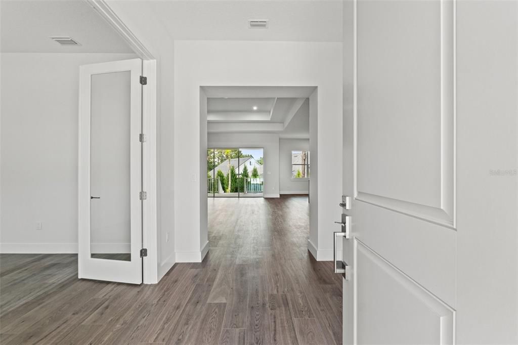 Image 4 of property listing at 4748 HICKORY OAK DRIVE, Brooksville, FL 34601