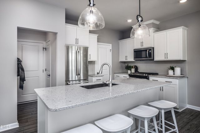 279 Ravenscraig Park Place, Raleigh, NC 27603